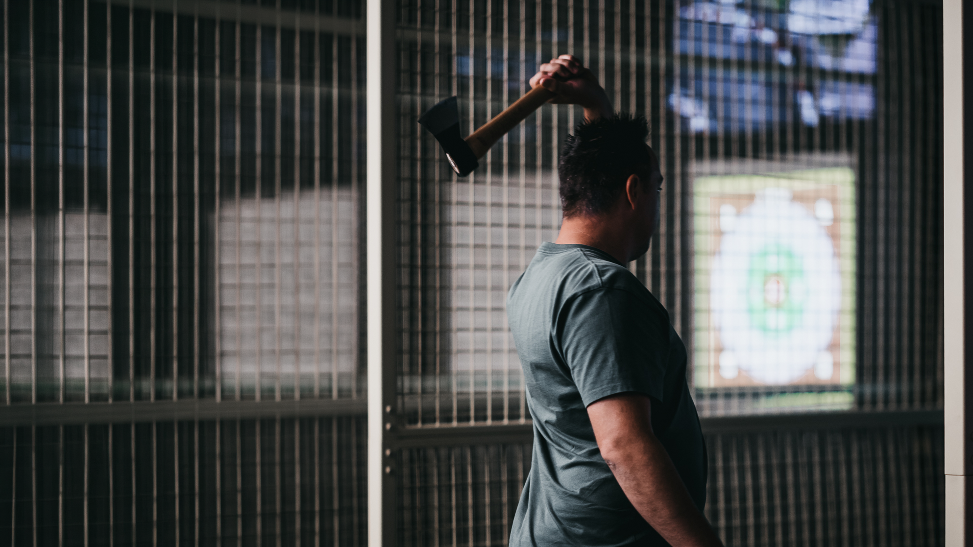 axe-throwing-antwerp-legendary-fun