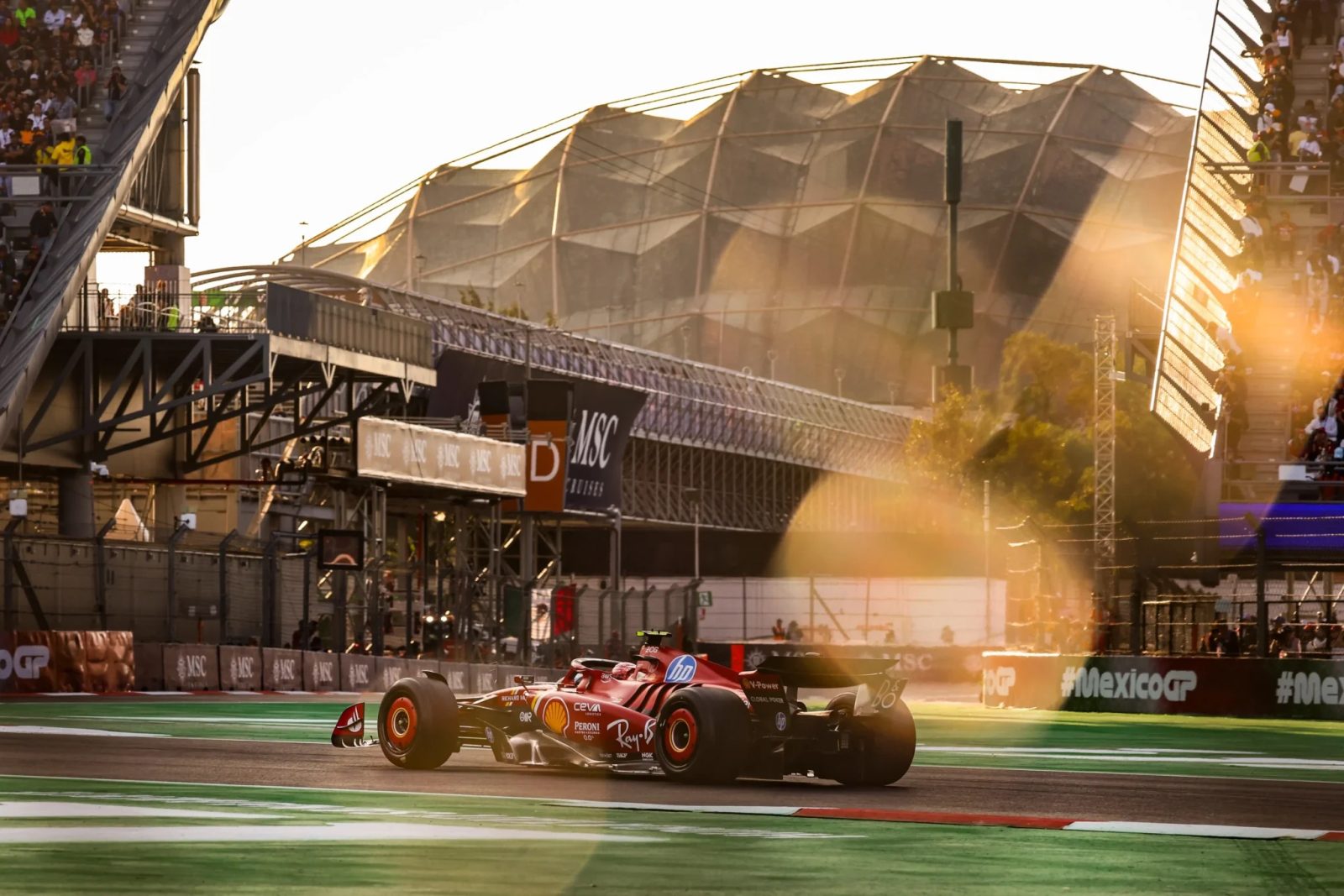 ferrari-2048x1366